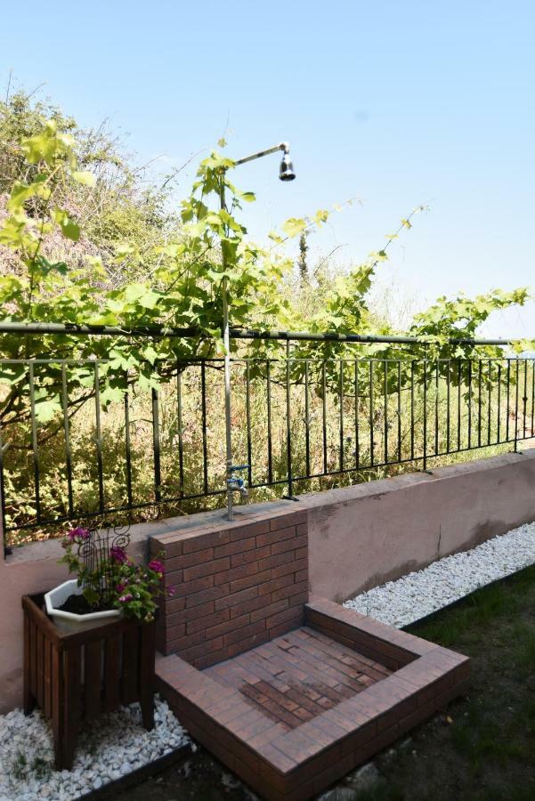Searockhouse Villa Palaiontsiflikion Bagian luar foto